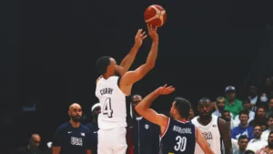 Stephen Curry Bawa Tim Basket AS Kalahkan Serbia Jelang Olimpiade Paris 2024