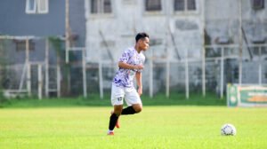Pelatih Malang United Coba Formasi Baru 3-5-2 Flat