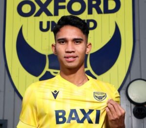 Pujian Setinggi Langit dari Des Buckingham untuk Marselino Ferdinan: Bintang Muda Indonesia yang Bersinar di Oxford United