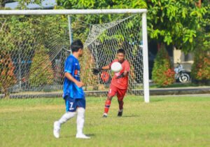 Ujian Kiper Malang United: Siapa Palang Pintu Terakhir di Kandang Macan?